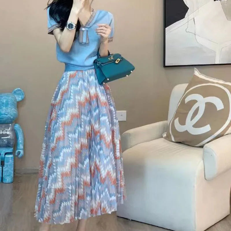 Skirt suit women's 2024 fashion pleated floral half-length suit skirt blue short-sleeved shirt elegant slim two-piece suit