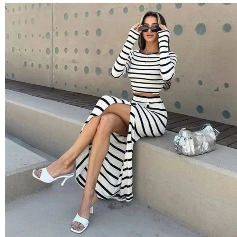 Women's Black and White Striped Long Sleeve Short Top and Waist Loose Button Dress Suit, 2-Piece Set, Classic Autumn