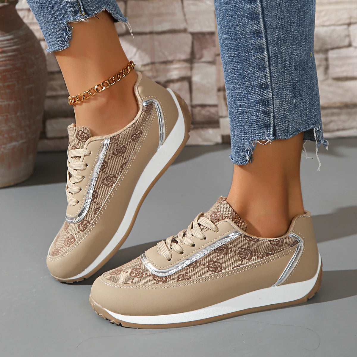 Women Casual Shoes Fashion Spring 2024 New Luxury Brand Casual Sneakers Women Plus Size Comfortable Basketball Shoes for Women