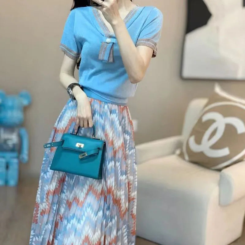 Skirt suit women's 2024 fashion pleated floral half-length suit skirt blue short-sleeved shirt elegant slim two-piece suit